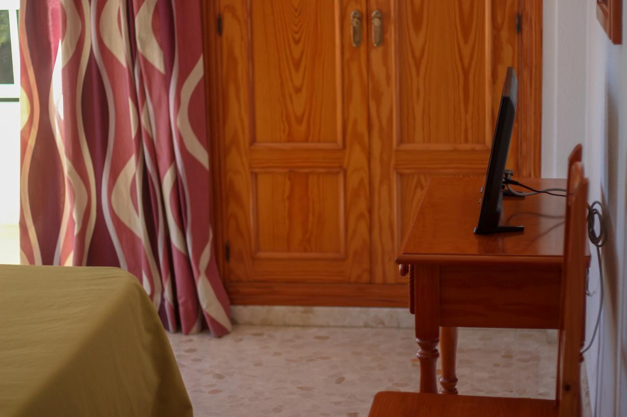 Hostal Esperanza Benajarafe Eksteriør bilde